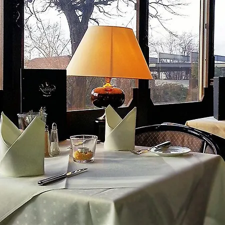Leoso 4* Ludwigshafen am Rhein